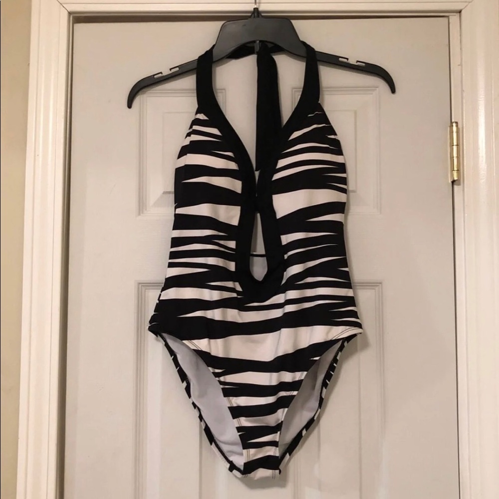 Kenneth Cole Swimming Suit sz.Med